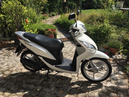 Honda NSC110 Scooter (108 cc / model 2012)