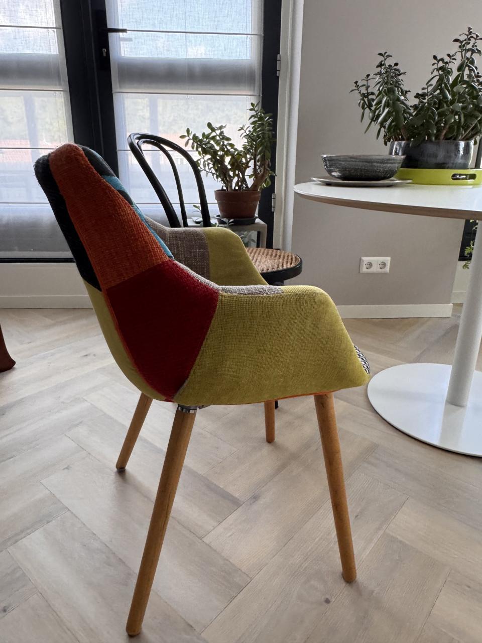 Gratis stoelen 5 stuks