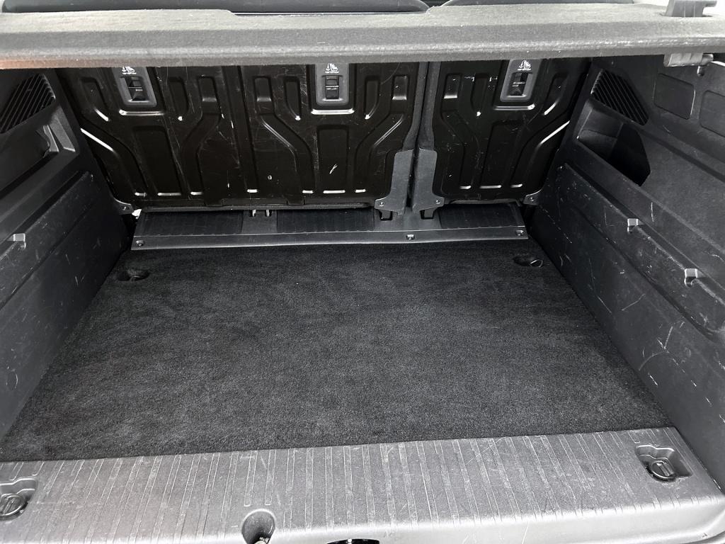 Citroen Berlingo 110 pk feel | rijklaar | trekhaak | parkeersensoren achter