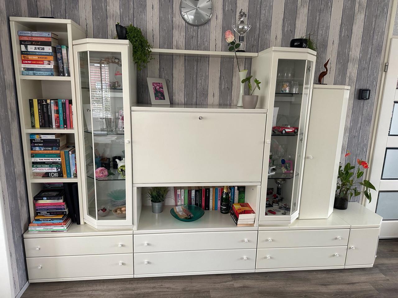 Hulsta kast wandmeubel.