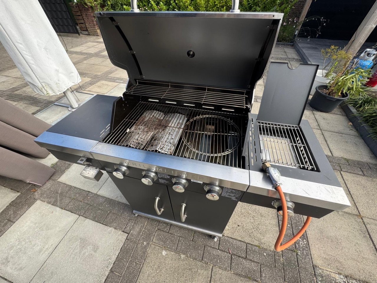 Gasbarbecue 1 jaar oud