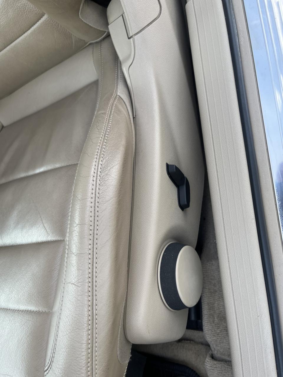 Mercedes-Benz E-Klasse cabrio 300 cgi elegance 118 dkm zeer mooie cabrio