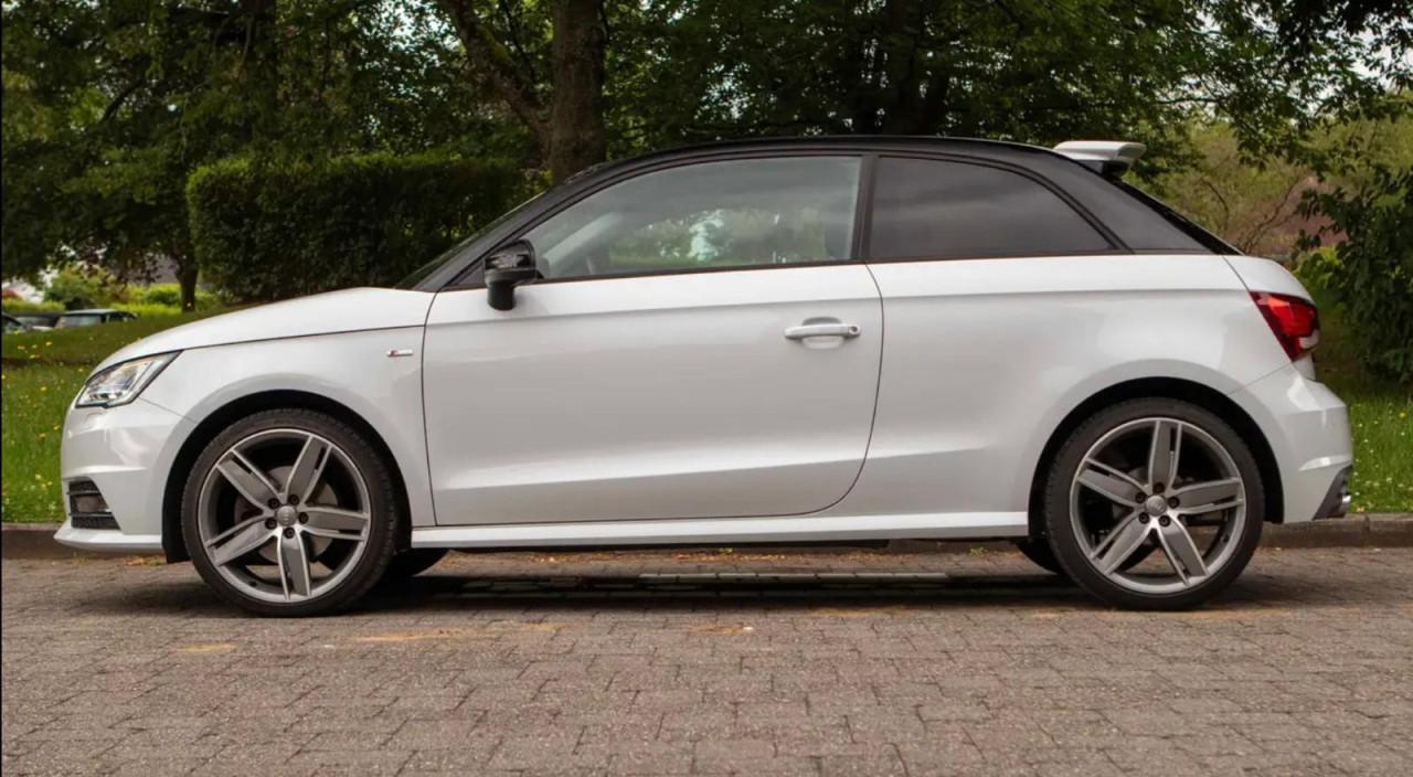 AUDI A1 Sportback 1.4 TFSI PRO LINE S