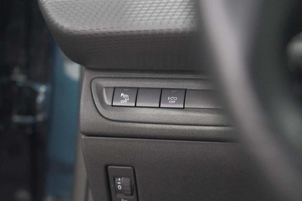 Peugeot 2008 puretech 110 allure | unieke kleur! | trekhaak | camera | appl