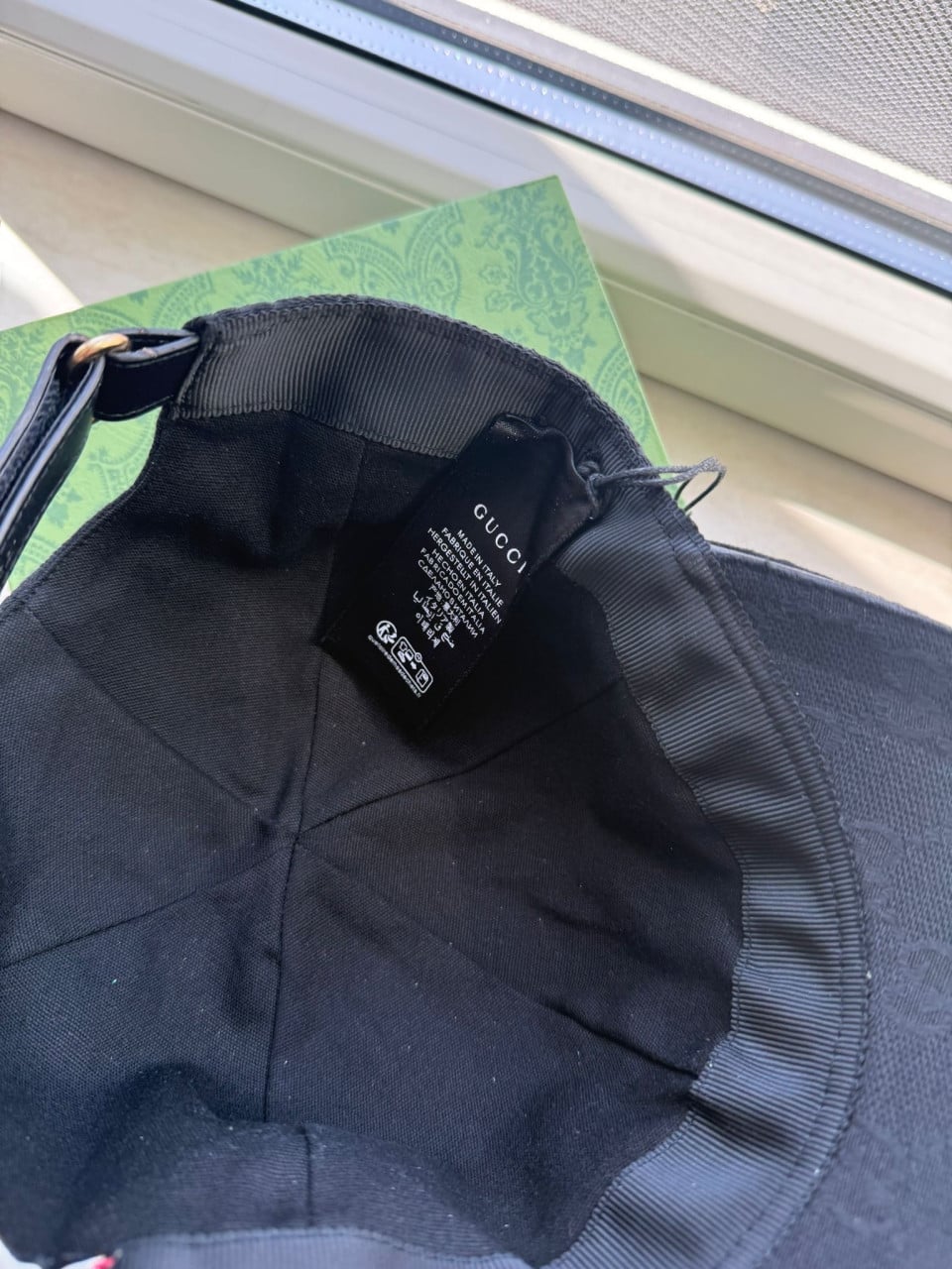 Gucci pet nieuw met doos en kaartjes