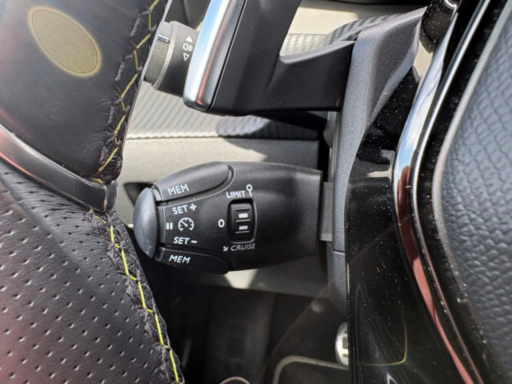 Peugeot 208 1.2 puretech gt