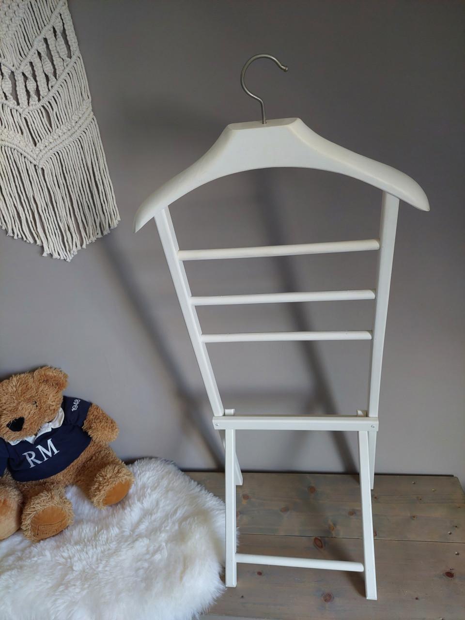 Wit houten dressboy goede staat