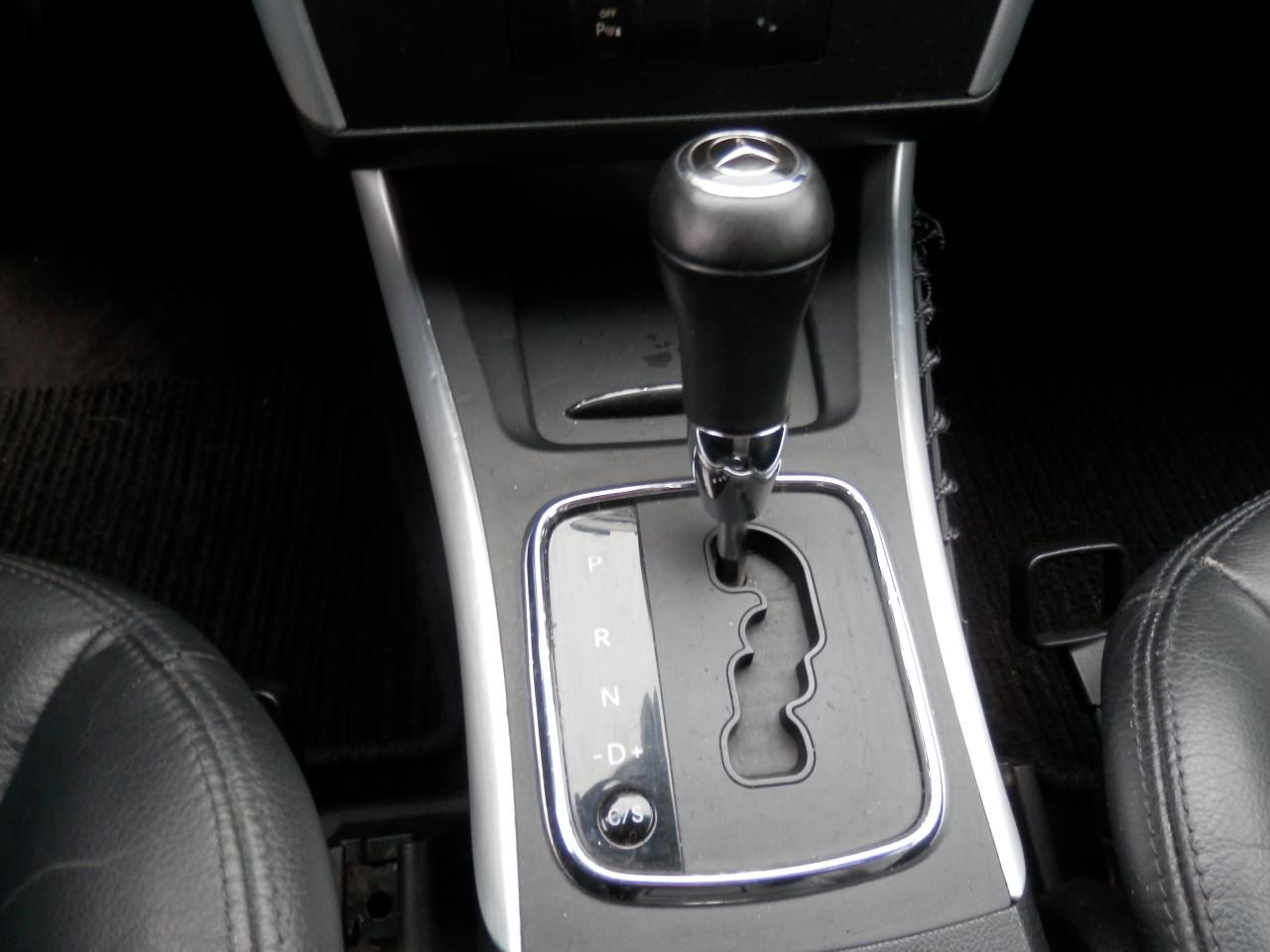 Auto Garant Biedt Aan: Mercedes-Benz 100 B 200 TURBO Automaat