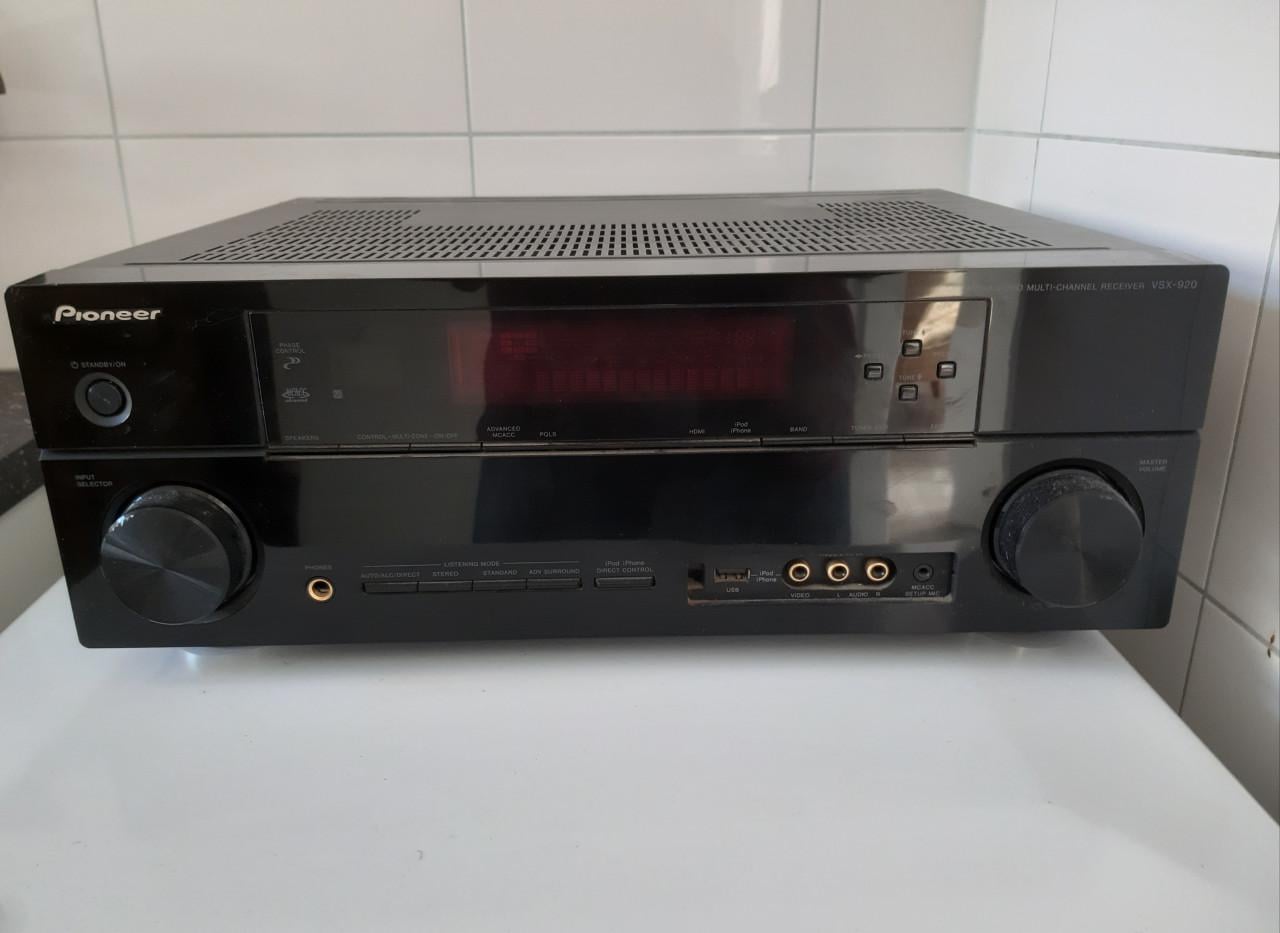Pioneer VSX-920-K AV Receiver