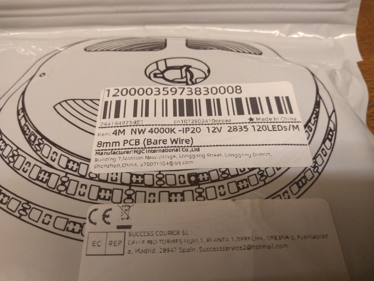 Te koop Led strip 4000k van 4 meter  12 Volt .