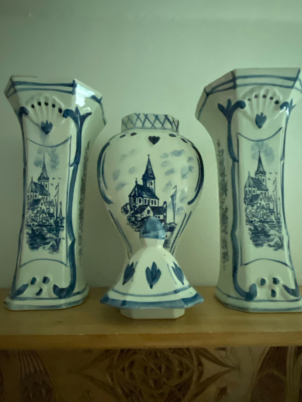 Mooi 3 delig Delfst blauw kaststel