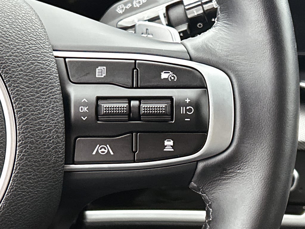Kia Sportage 1.6 t-gdi plug-in hybrid awd dark edition