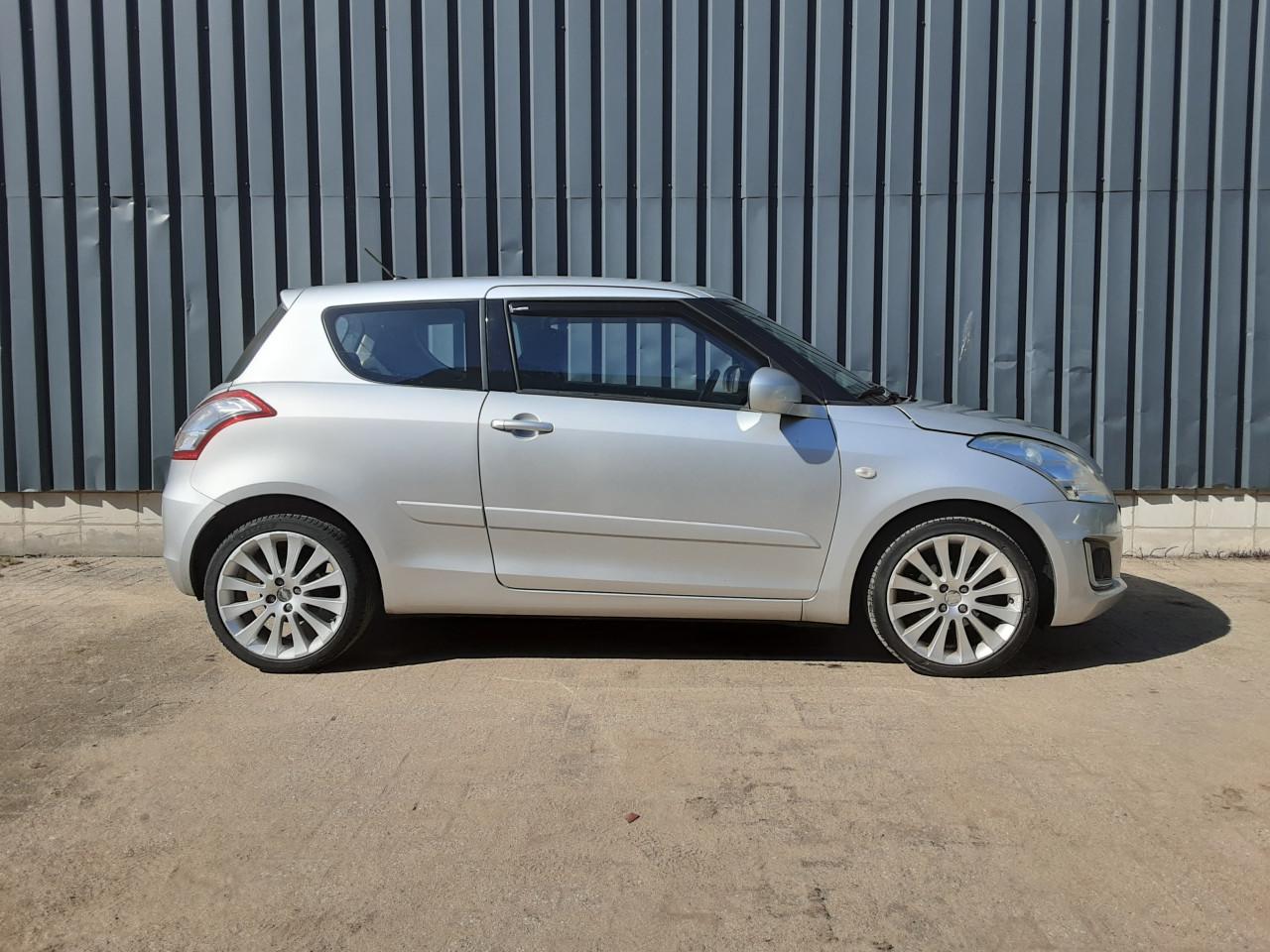 Suzuki Swift 1.2 Base EASSS ** 4950 EURO ** apk 17-12-2026