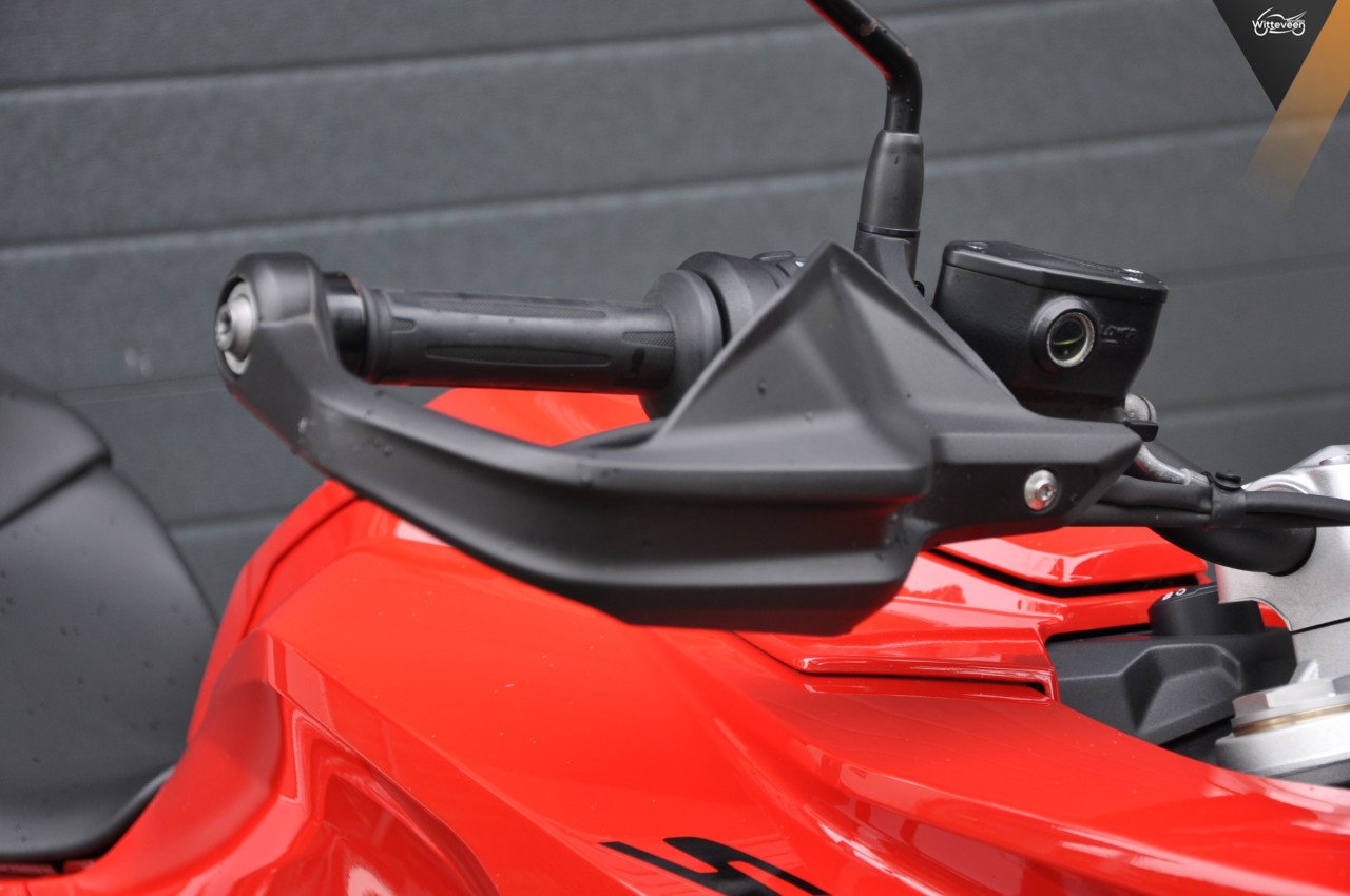 BMW S 1000 XR Zeer nette en complete motor