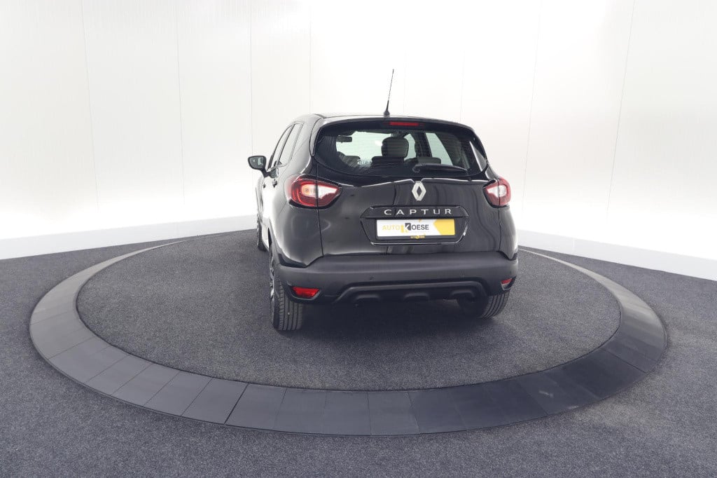 Renault Captur tce 90 limited | parkeersensoren | navigatie | airco | cruis