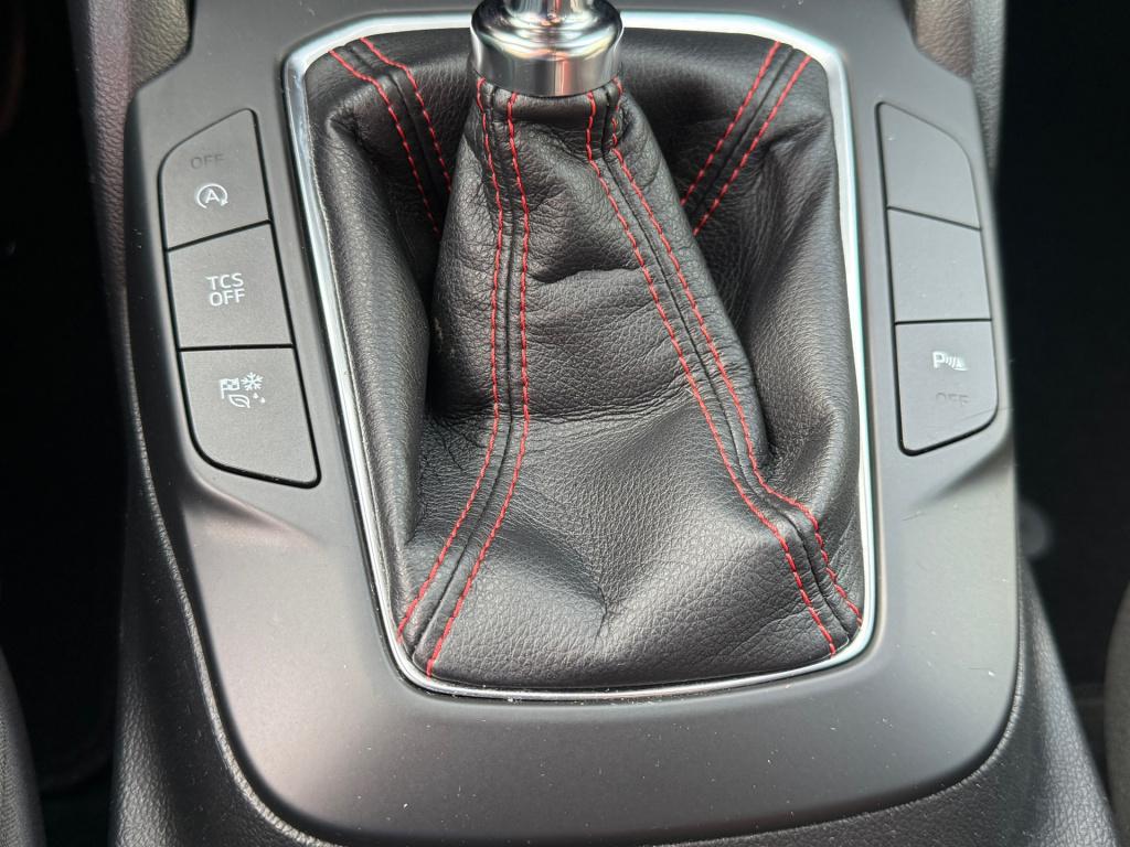 Ford Focus wagon 1.0 ecoboost st line business