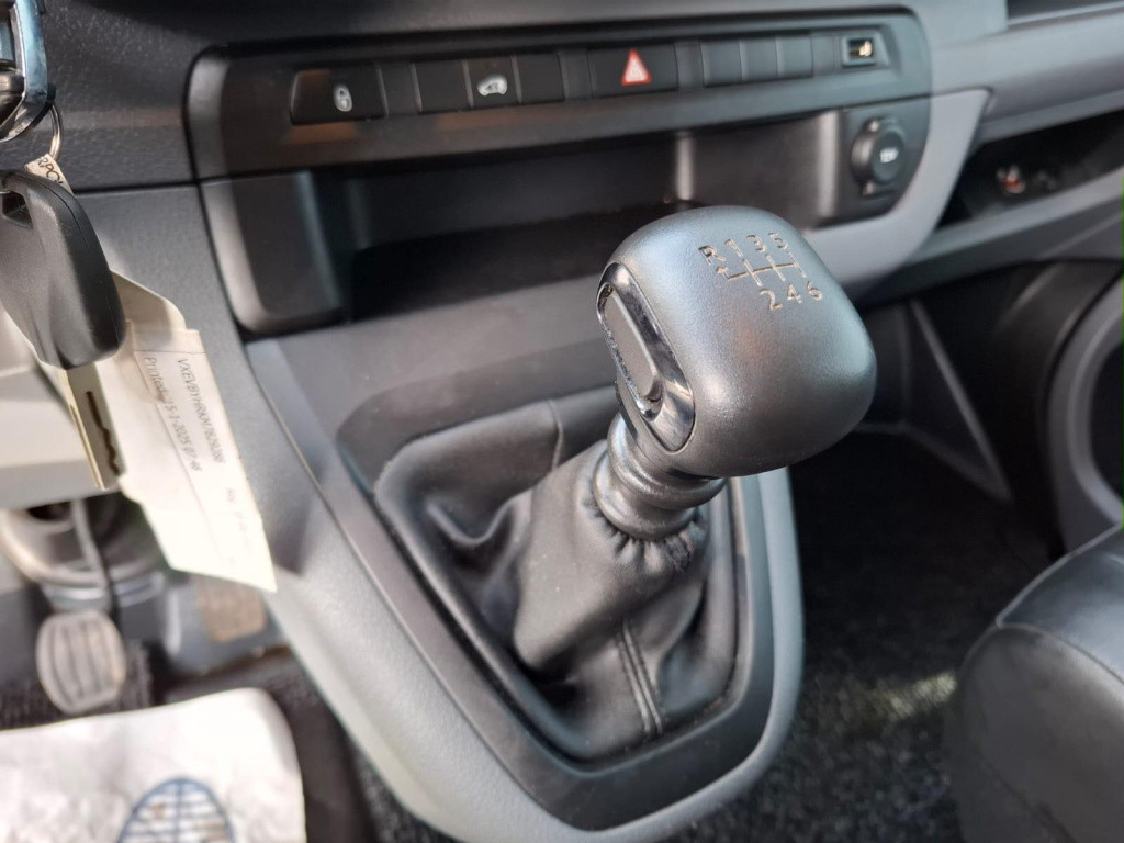 Opel Vivaro 1.5 cdti l2h1 edition l3h1 / airco / cruise controle / navi /
