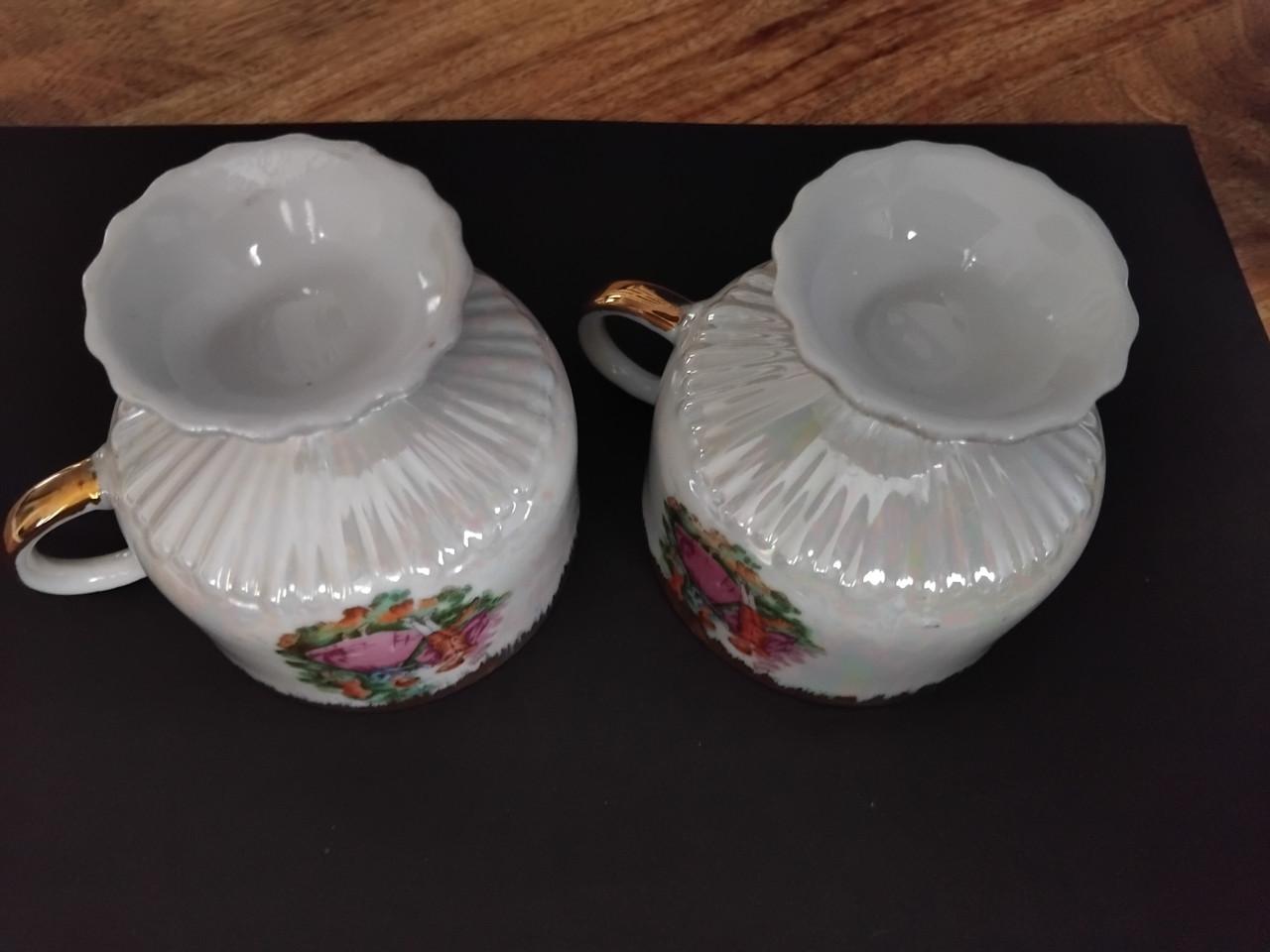 Vintage Kop en Schotels 2 setjes