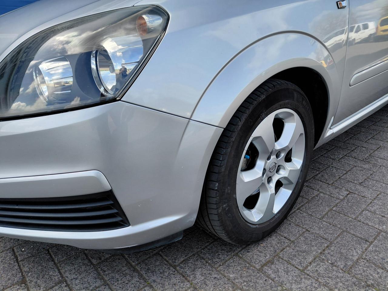 Opel Zafira B 1,8