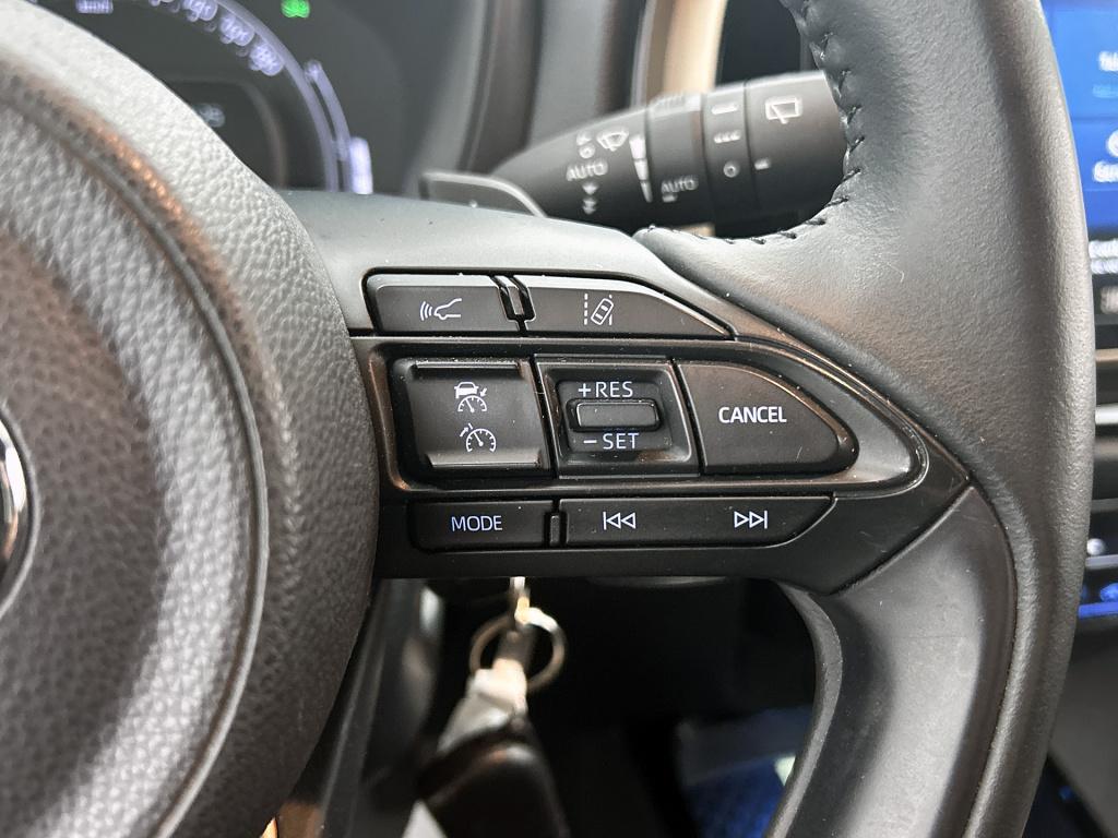 Toyota Aygo x 1.0 vvt-i s-cvt envy automaat | navigatie | jbl soundsystem |