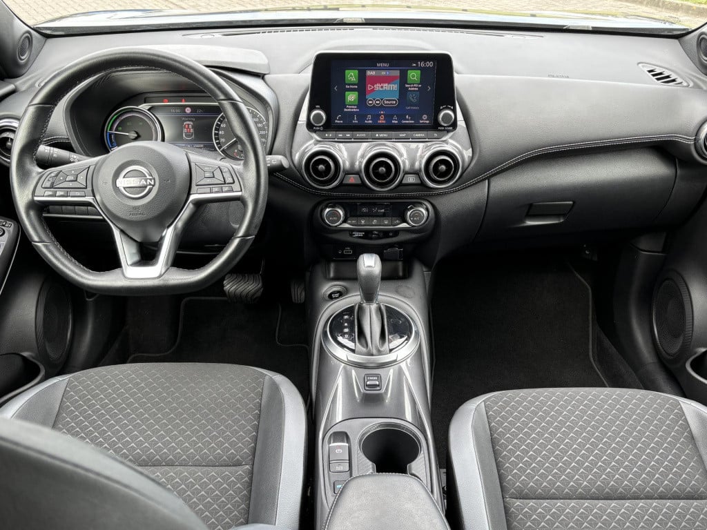 Nissan Juke 1.6 hybrid n-connecta | navigatie | camera | keyless entry | le