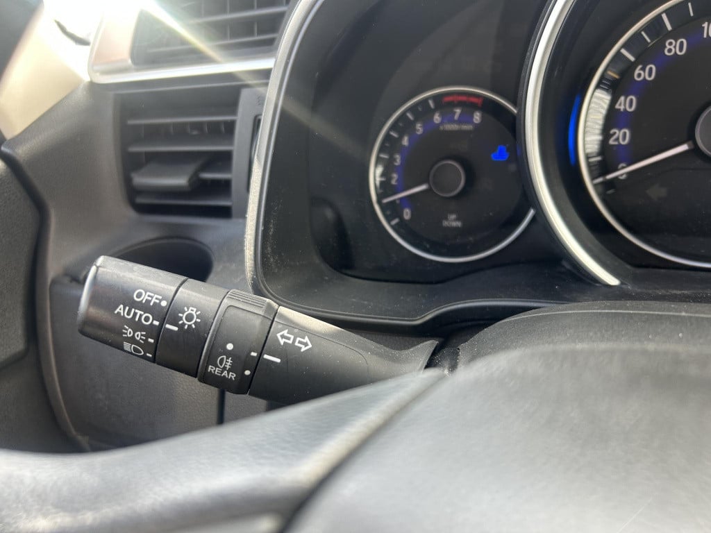 Honda Jazz 1.3 i-vtec comfort hoge instap|airco|lage km stand