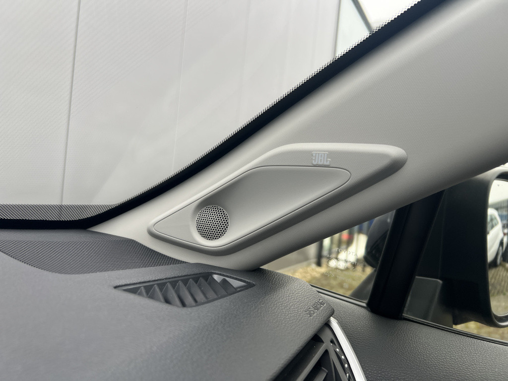 Toyota Rav4 2.5 hybrid executive nl auto | trekhaak | alarm klass 3 | vol l