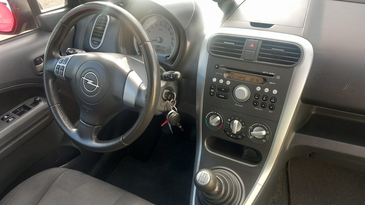 Opel AGILA 1.2 Edition 5drs bj:2010 airco lm-velgen