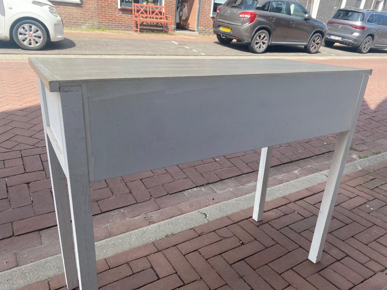 Sidetable
