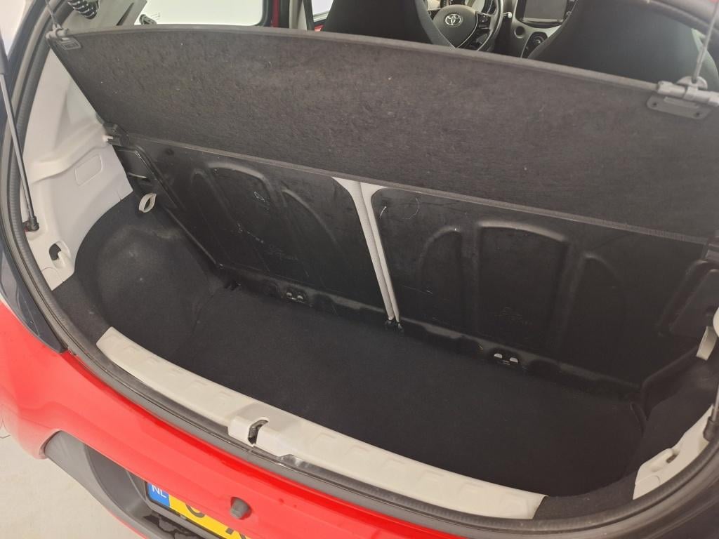 Toyota Aygo 1.0 vvt-i x-play
