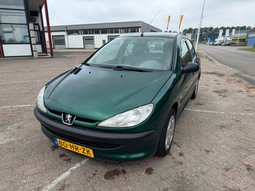 Peugeot 206 bj 2001 1100 euro