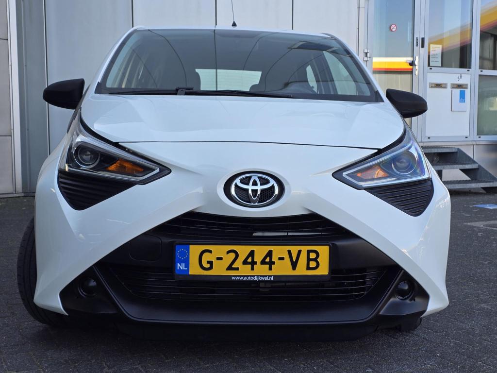 Toyota Aygo 1.0 vvt-i x-fun