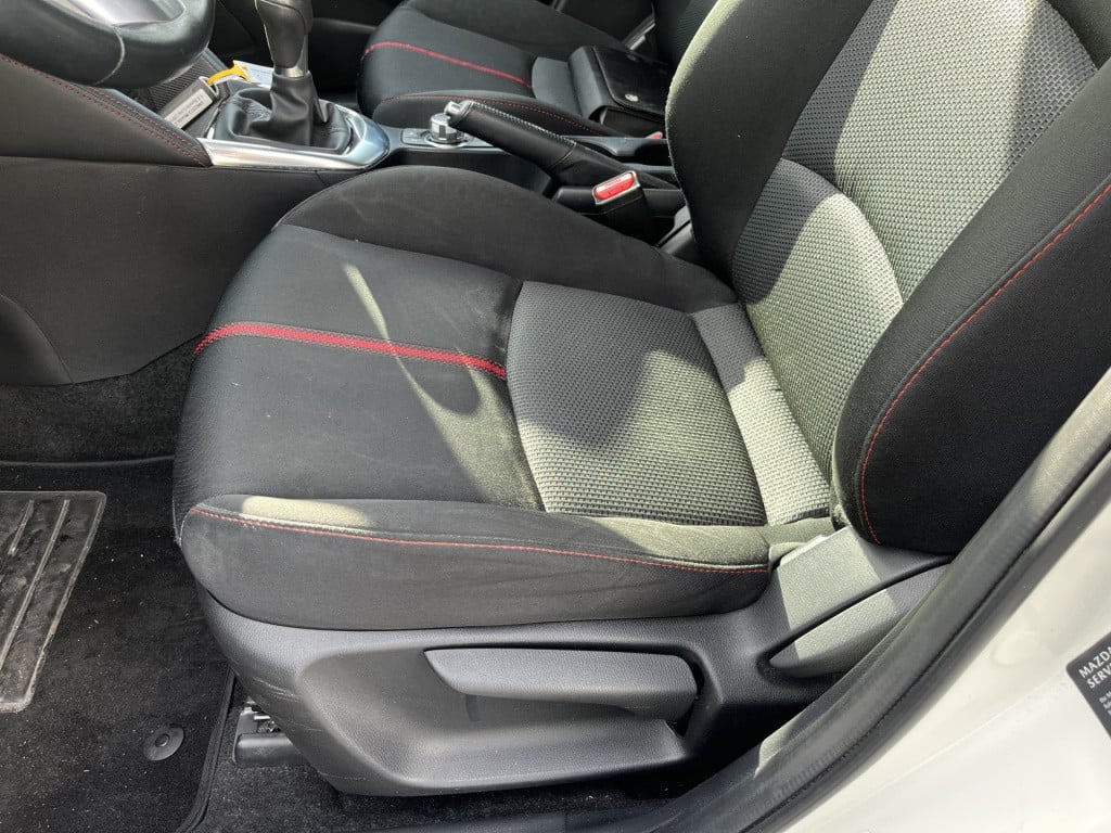 Mazda 2 1.5 skyactiv-g90 - 5 gs navi cruise stoelverw