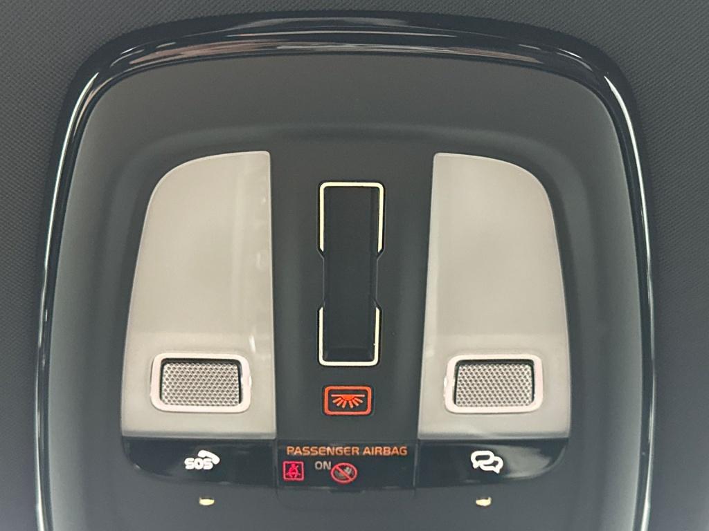 Volvo XC60 t6 398pk recharge black edition ultra| pano| 360camera| adap.cru