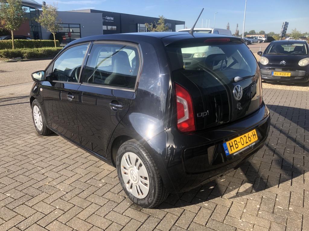 Volkswagen UP! 1.0 move up! bluem.