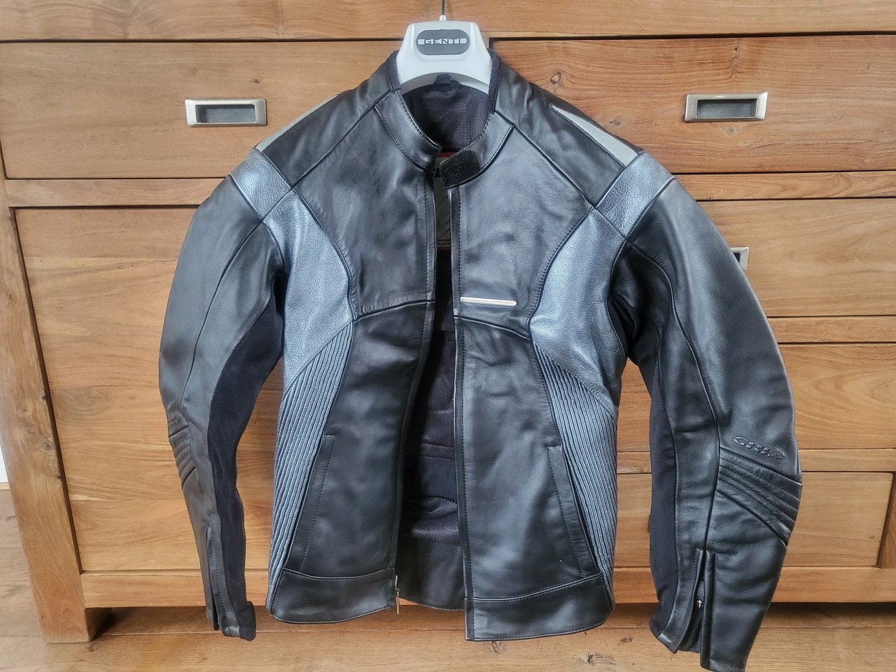 Motorjas, broek en schoenen