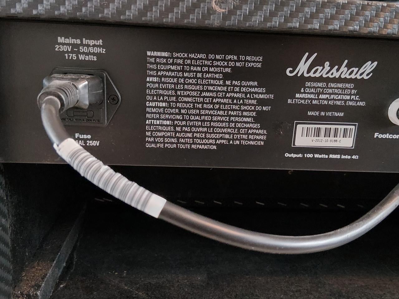 Complete Marshall MG100HCFX versterker