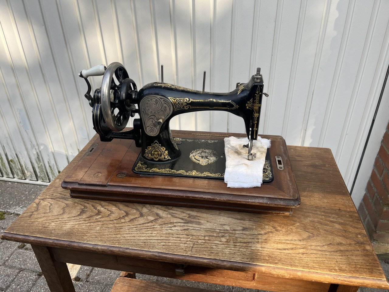Naaimachine antiek