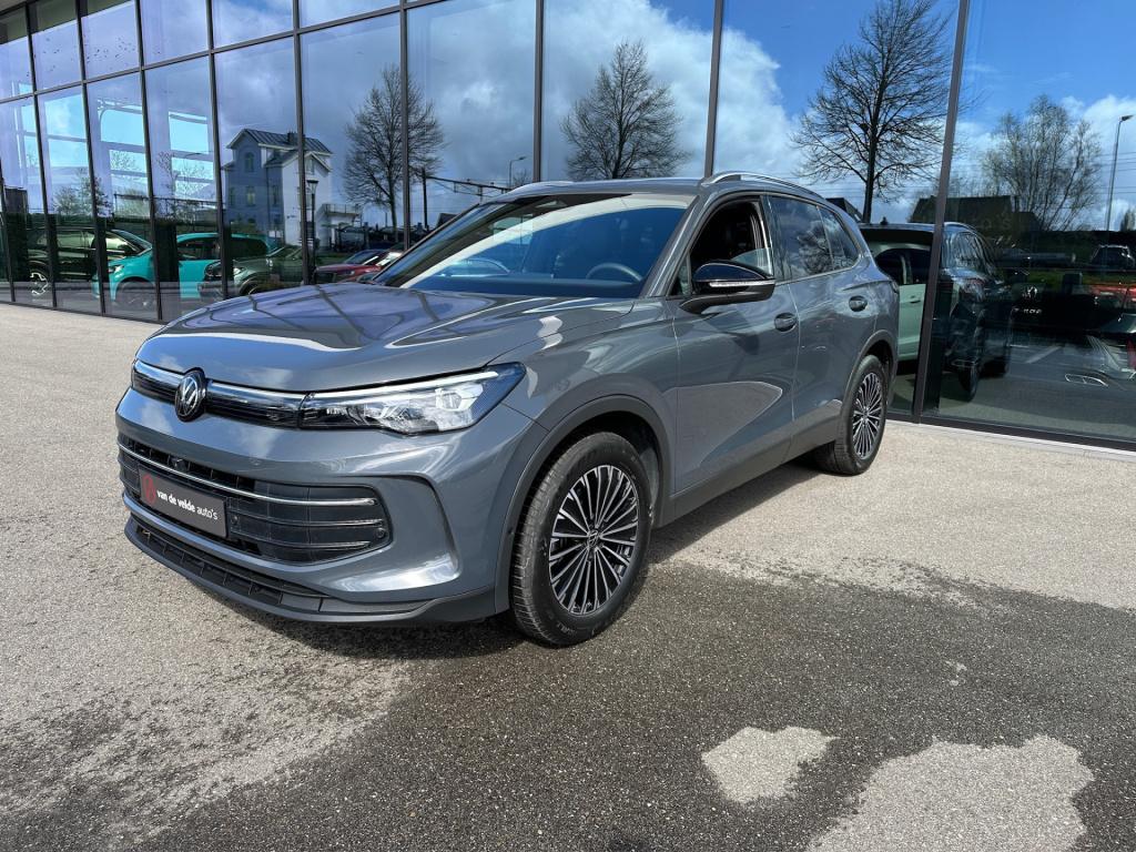 Volkswagen Tiguan 1.5 etsi 150pk dsg goal | trekhaak | 360 camera | iq ligh