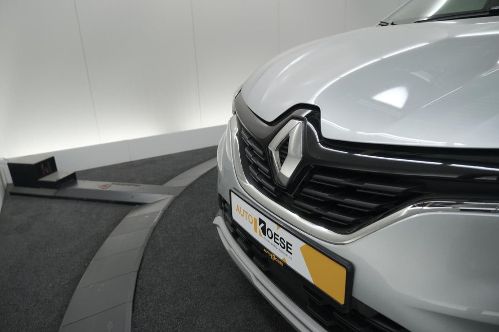 Renault Captur tce 90 evolution | parkeersensoren | navigatie | allseason b