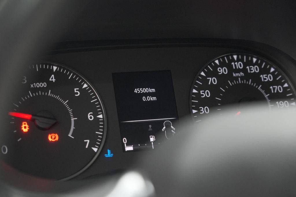 Dacia Duster tce 130 tech road | 360 camera | dodehoekdetectie | apple carp