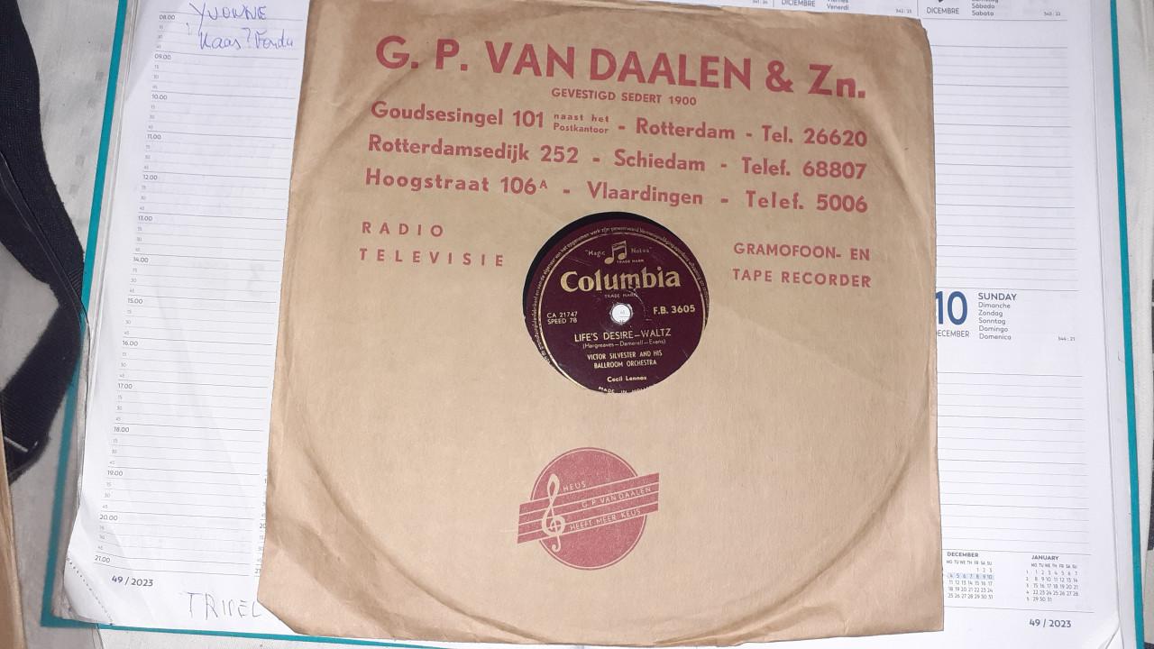 50 x LP's ...... *** JAZZ *** & 100 x CD NederlandsTalig