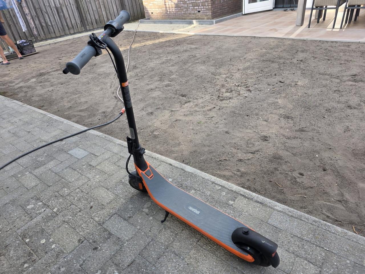 Elektrische kinderstep