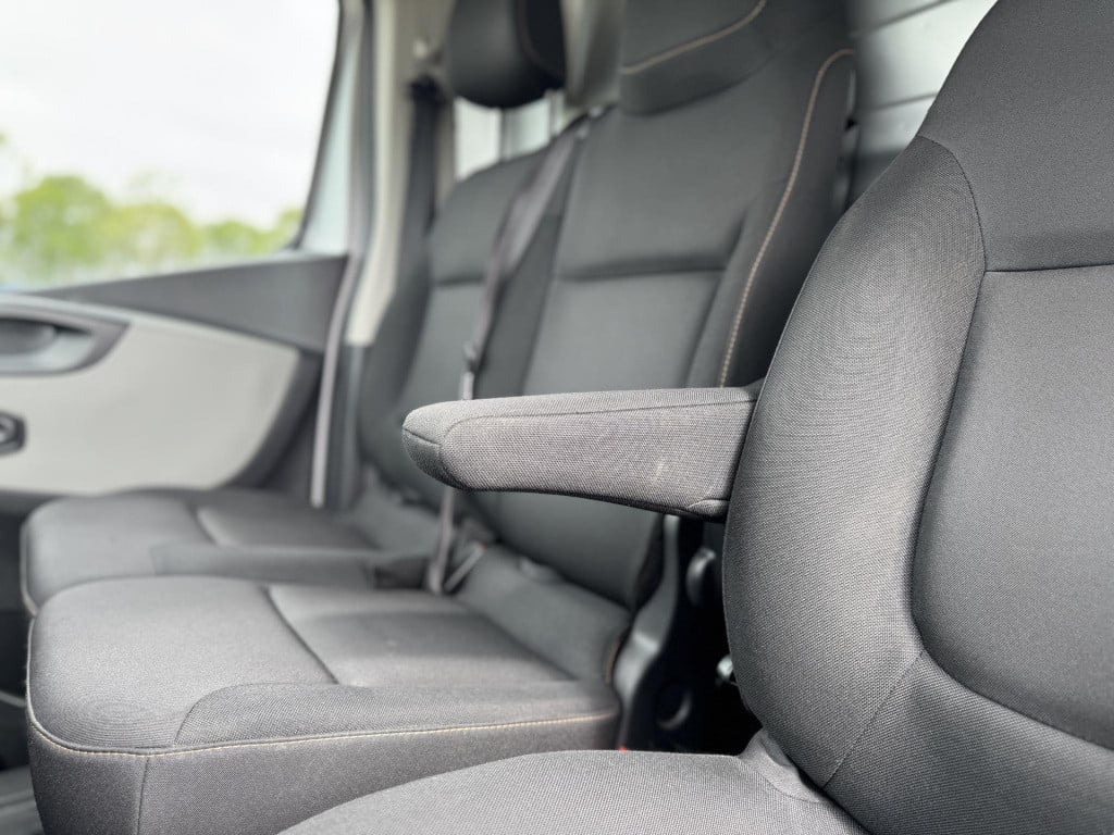 Nissan Nv300 1.6 dci 120 l2h1 acenta 3-persoons | trekhaak | laadruimte pak
