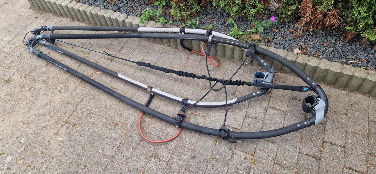 3 masten , 2 gieken en 6 zeilen