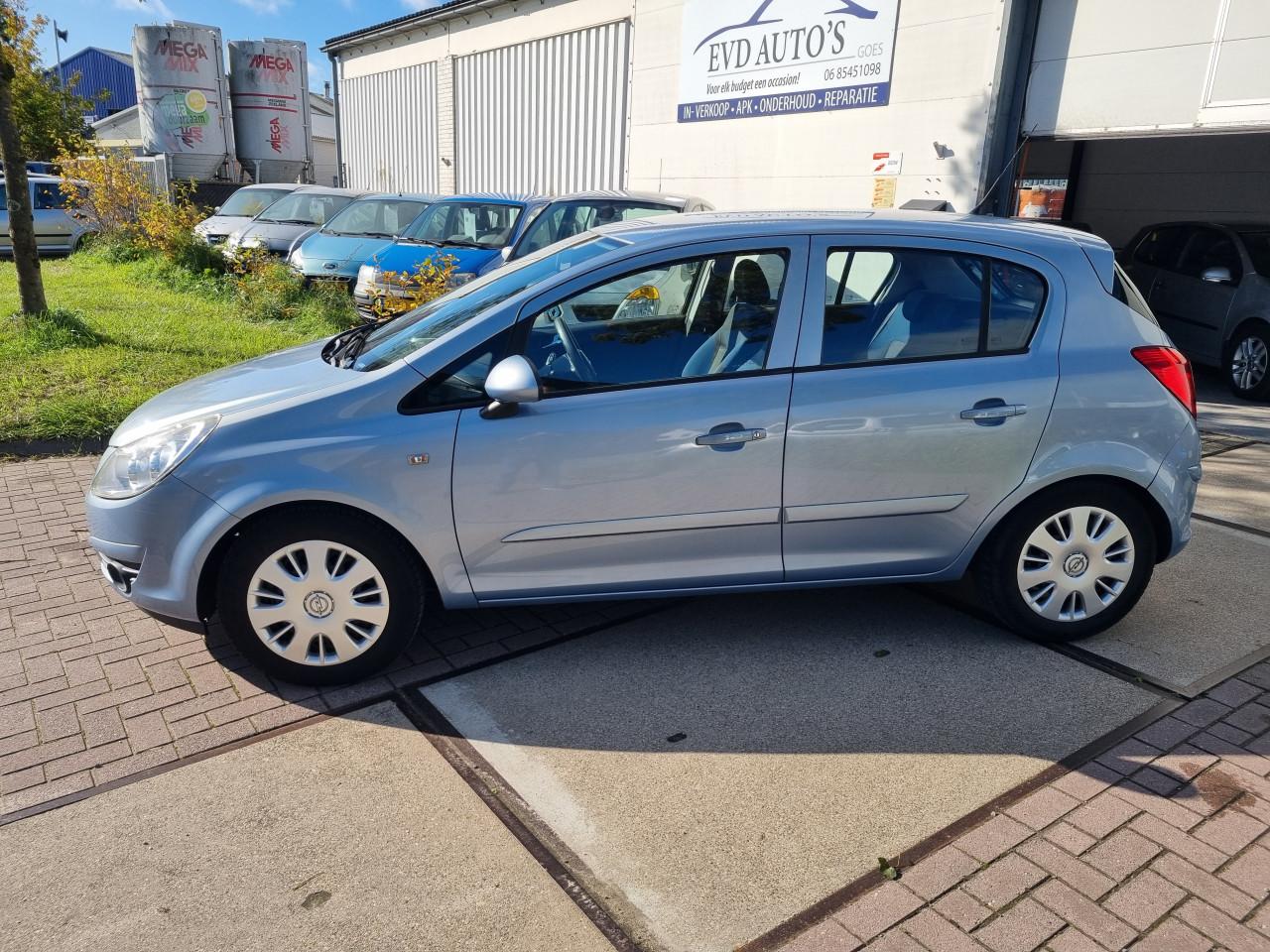 Opel Corsa 1.4-16V Enjoy | 2e Eigenaar | 101.016 KM!