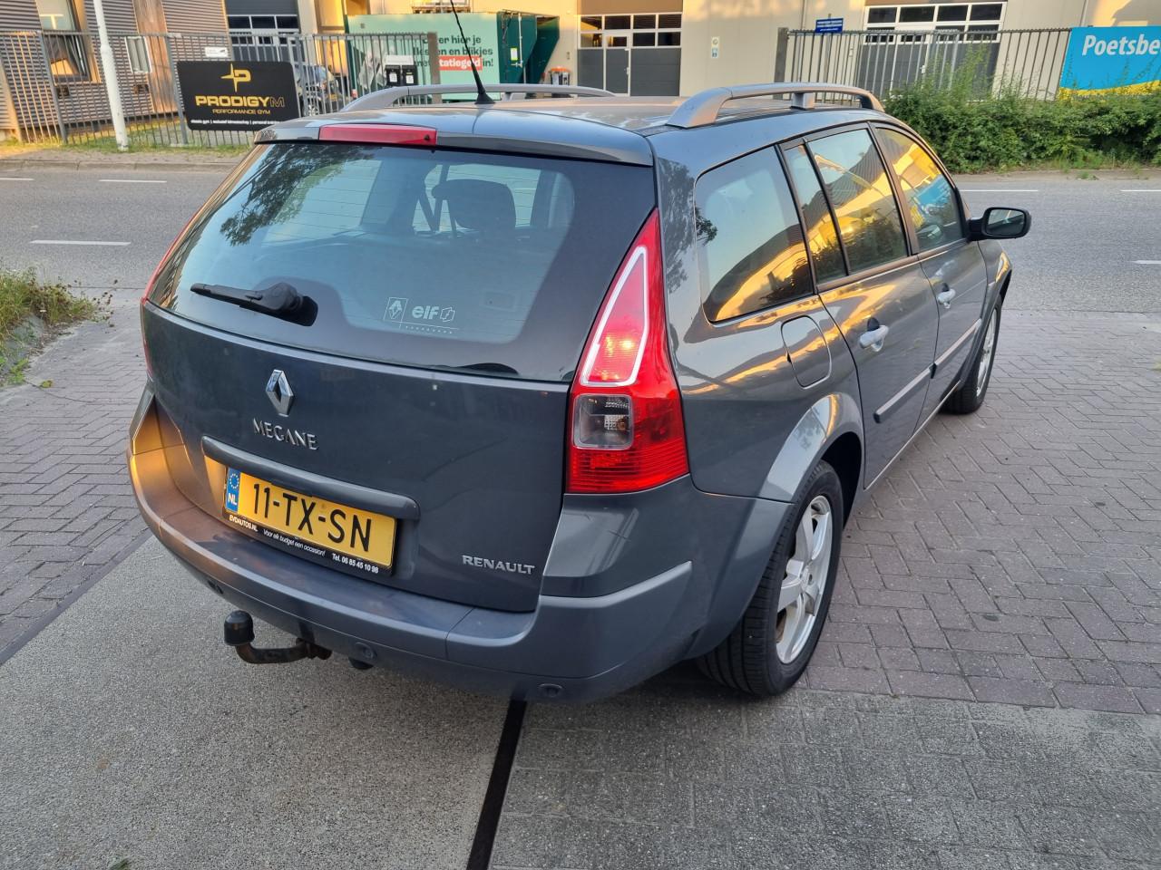 Renault Mégane Grand Tour 2.0-16V Privilège | 2e Eigenaar | Trekhaak