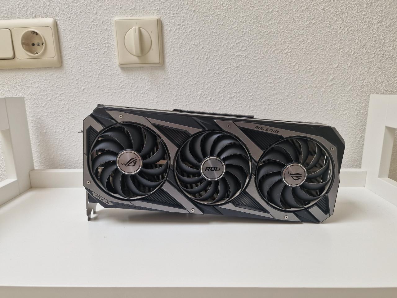 NVIDIA RTX 3080 10GB OC Edition