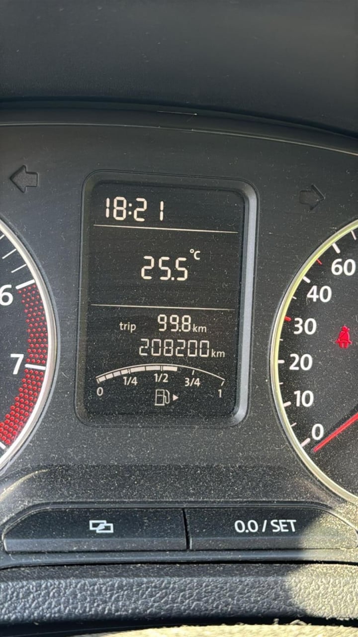 Volkswagen polo 1.2 TSI 2012