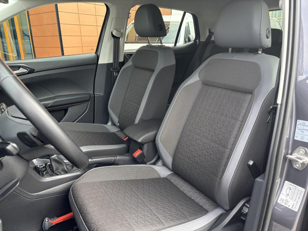 Volkswagen T-cross 1.5 tsi style